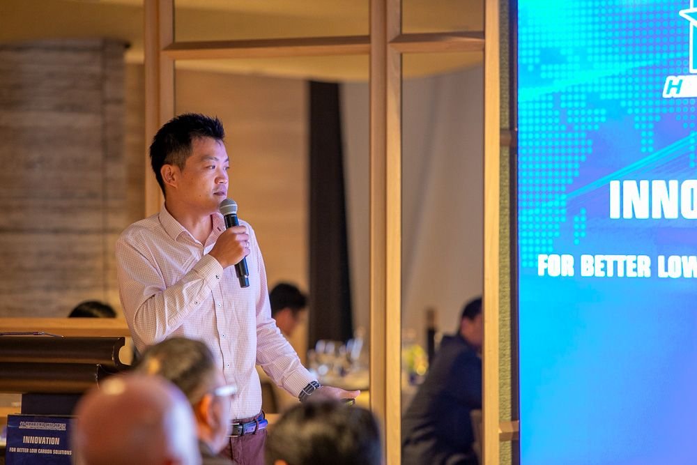 �������ʹ���-׷�󿵽�,����һ������