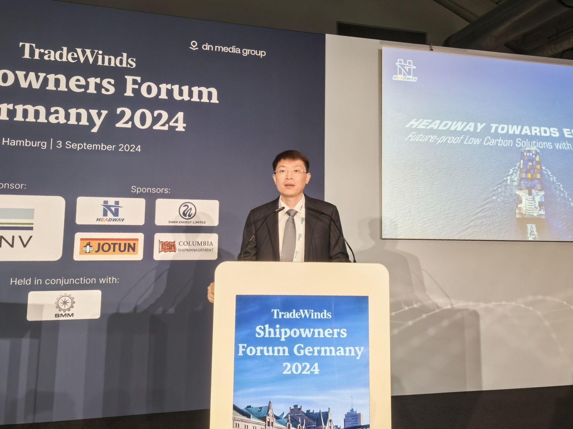 �������ʹ���-׷�󿵽�,����һ������